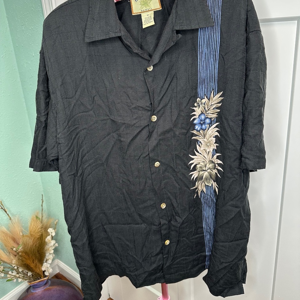 Hibiscus Hawaii Medium mens black button down